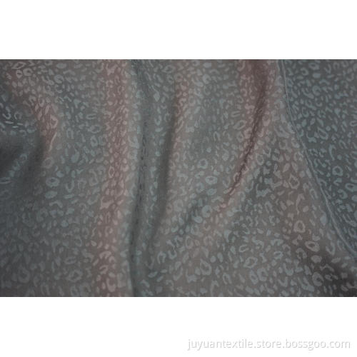 Polyester Sea Island Leopard Pattern Weaved Jacquard Fabric
